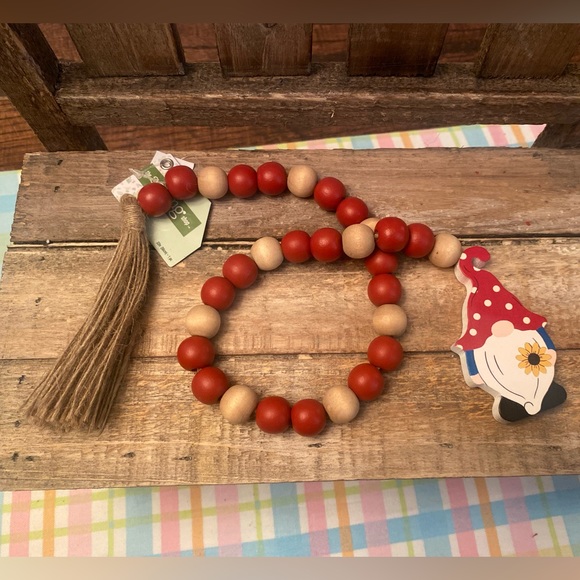 Spring Gnome Tier Tray Decor, Summer Gnome Beaded Garland & Mushroom Wood Sign - Picture 7 of 16